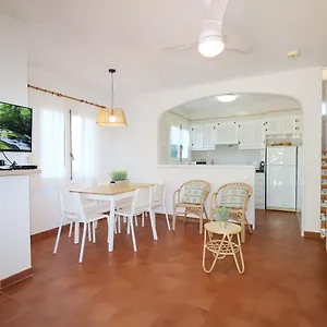 https://villa-las-marinas-4-con-piscina-privada-y-a-5-minutos.balearic-islands.net